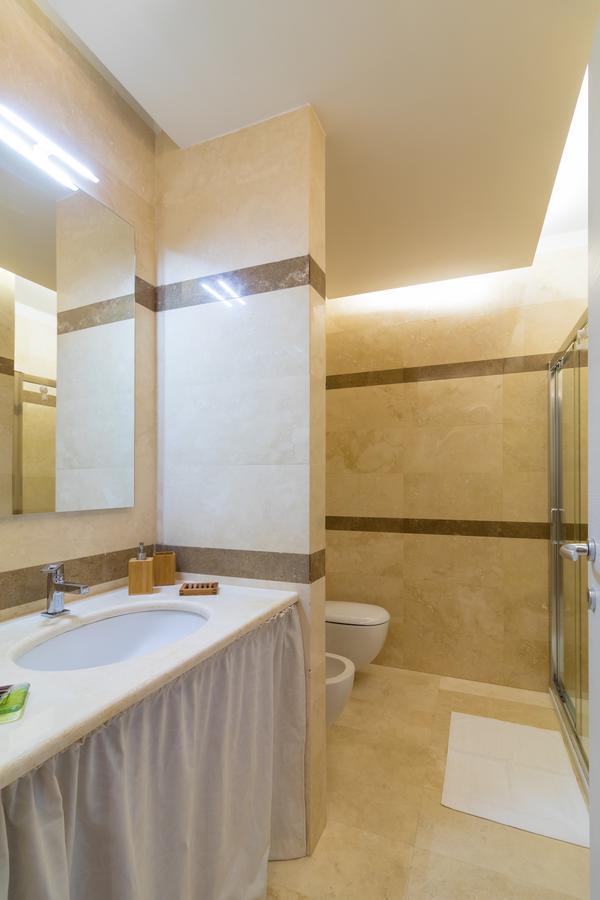 Appartement Elegant Flat At Municipio By Napoliapartments Naples